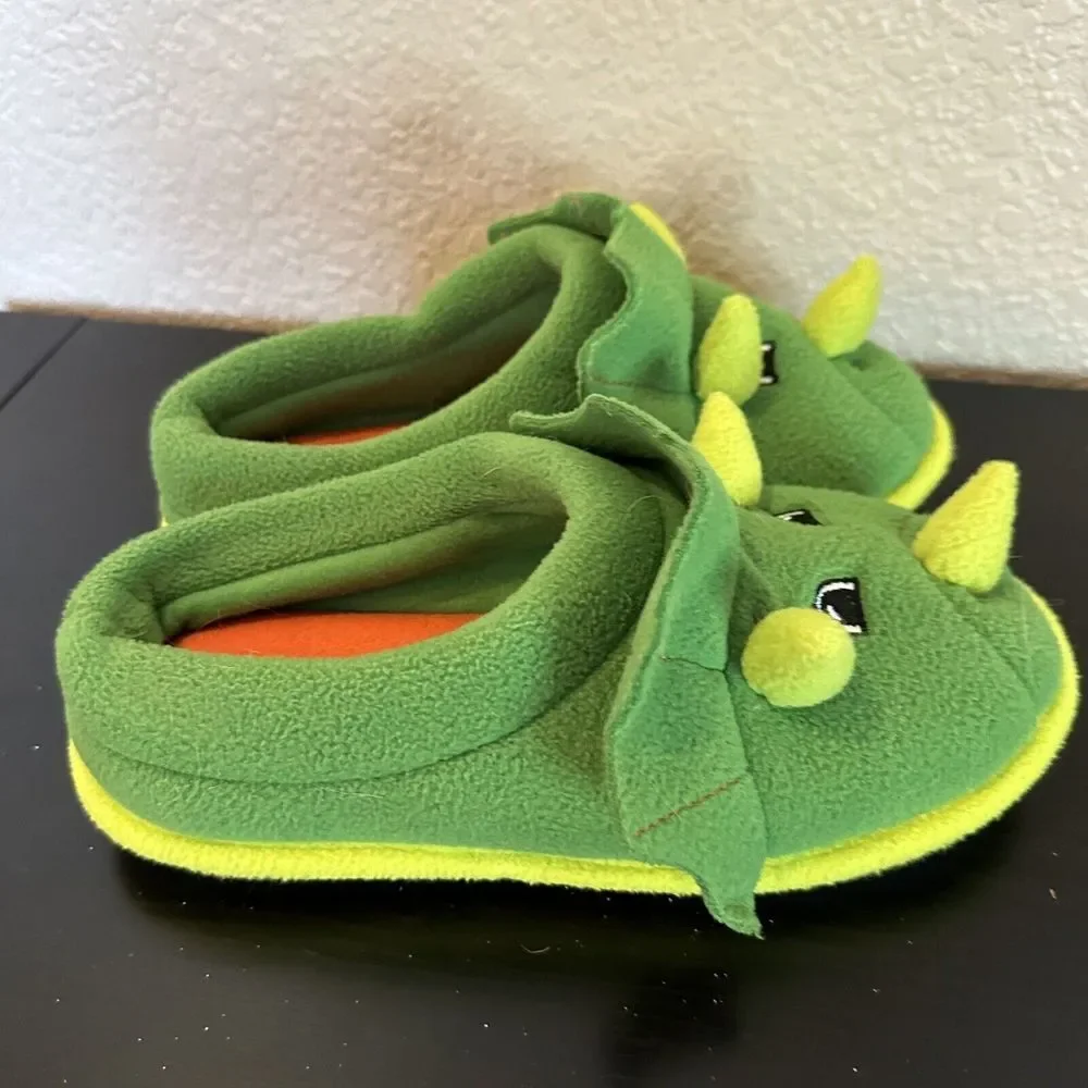 Dearfoams Memory Foam Dinosaur Kids Green Slippers‎ Size big kids 4-5